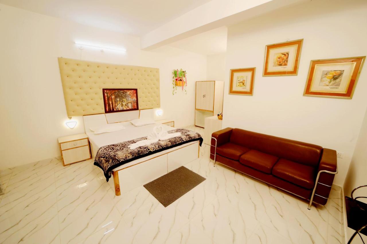 R K Villa Prayagraj Exterior foto